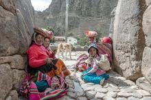 Peruvian women in mountains